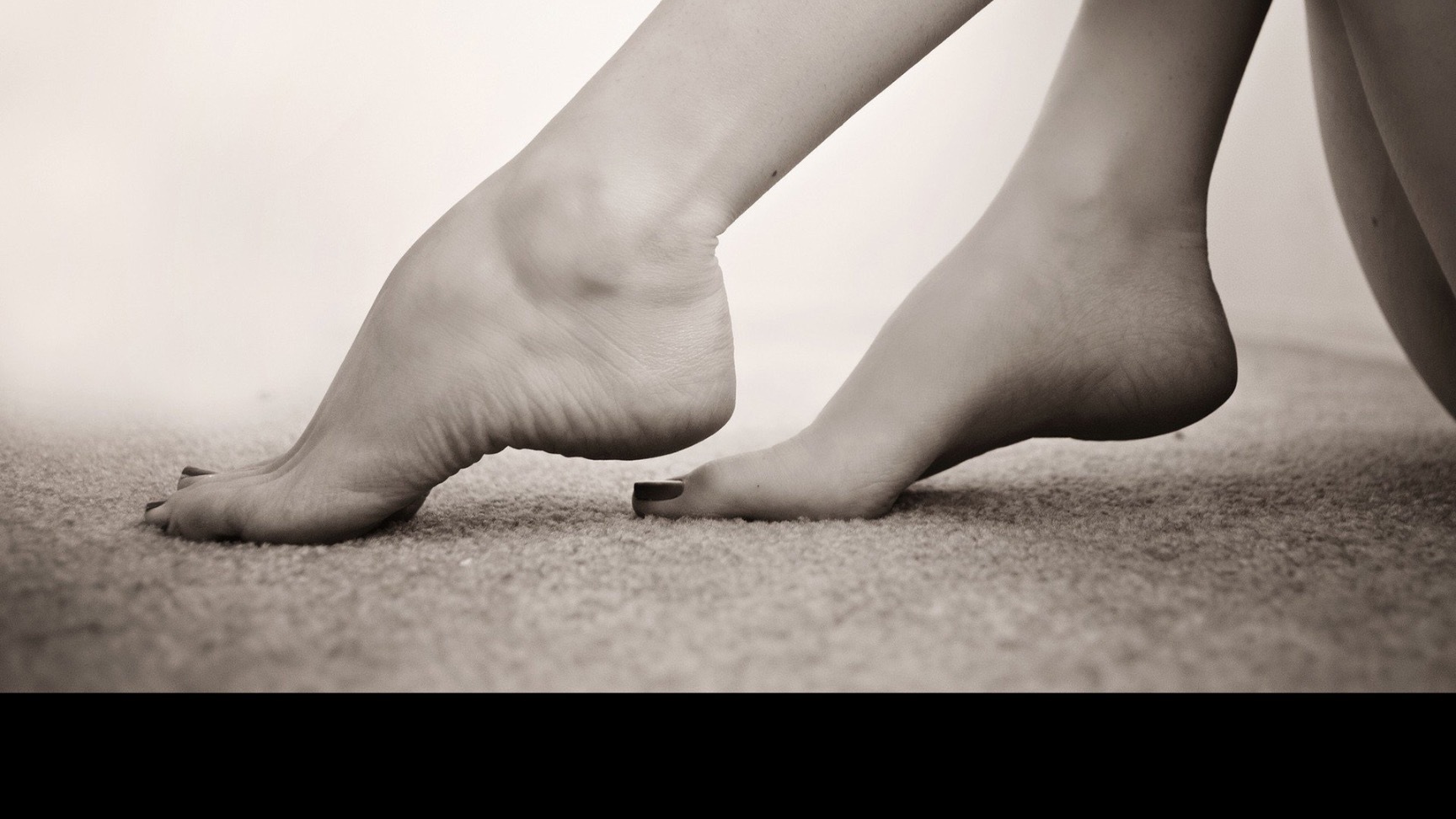 Footsie Female OnlyFans header