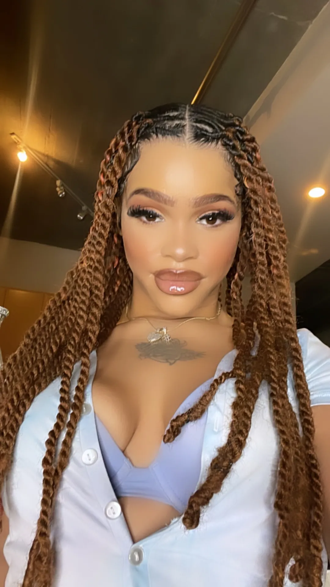 Exotic Foreign 🧚🏻‍♀️