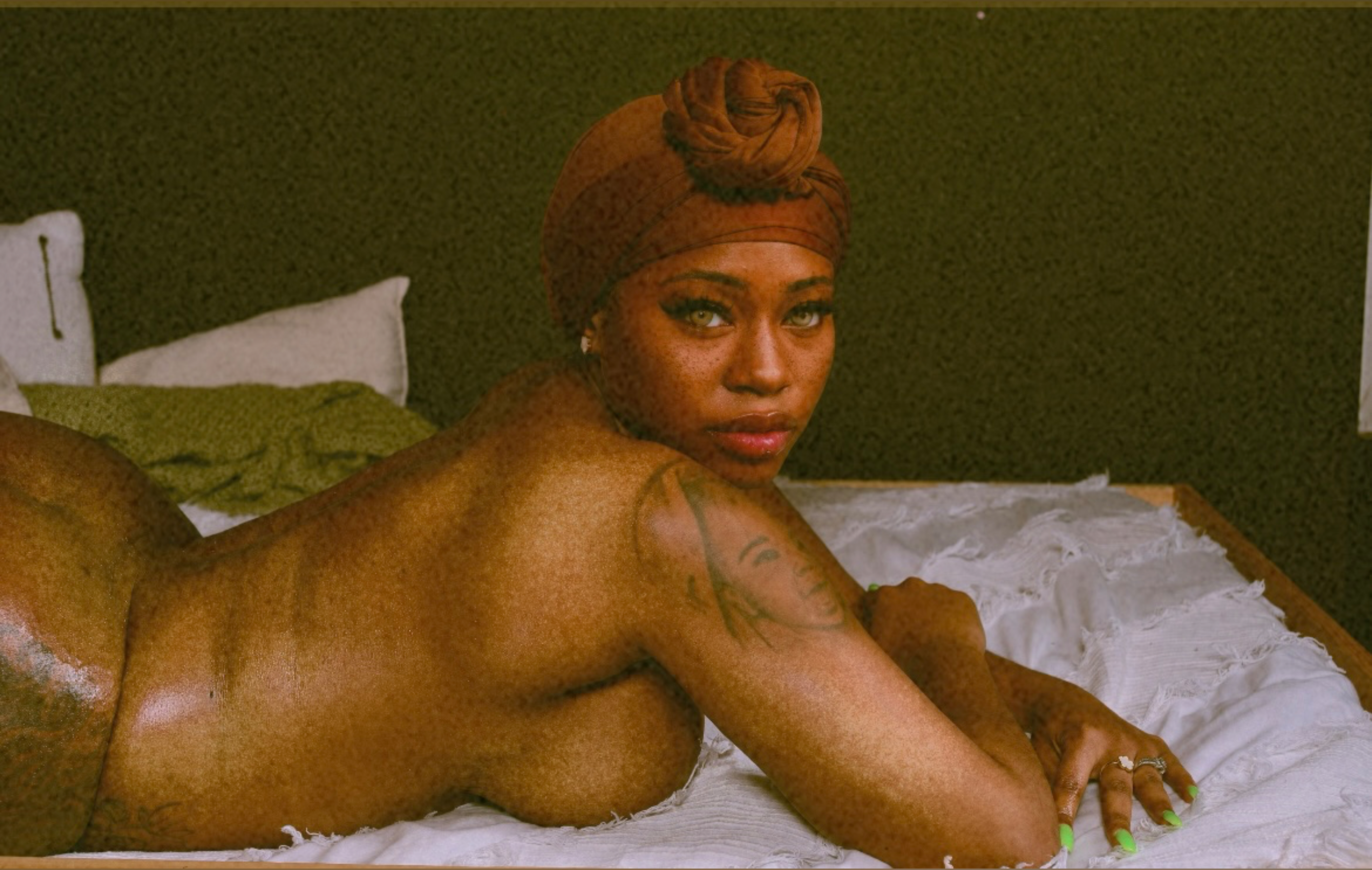 Foreign Renaa OnlyFans header