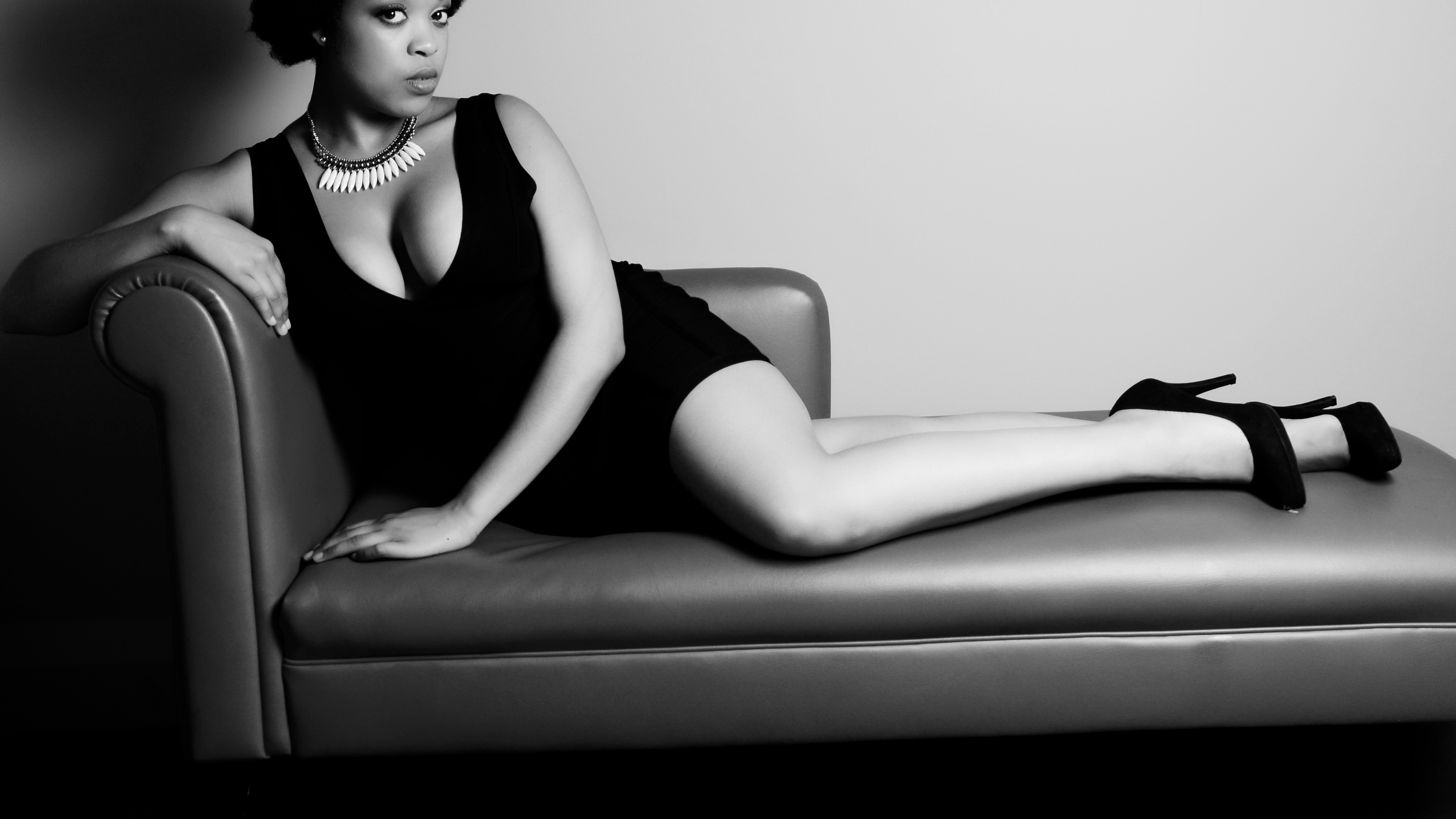 N E Y L A 🌹 OnlyFans header