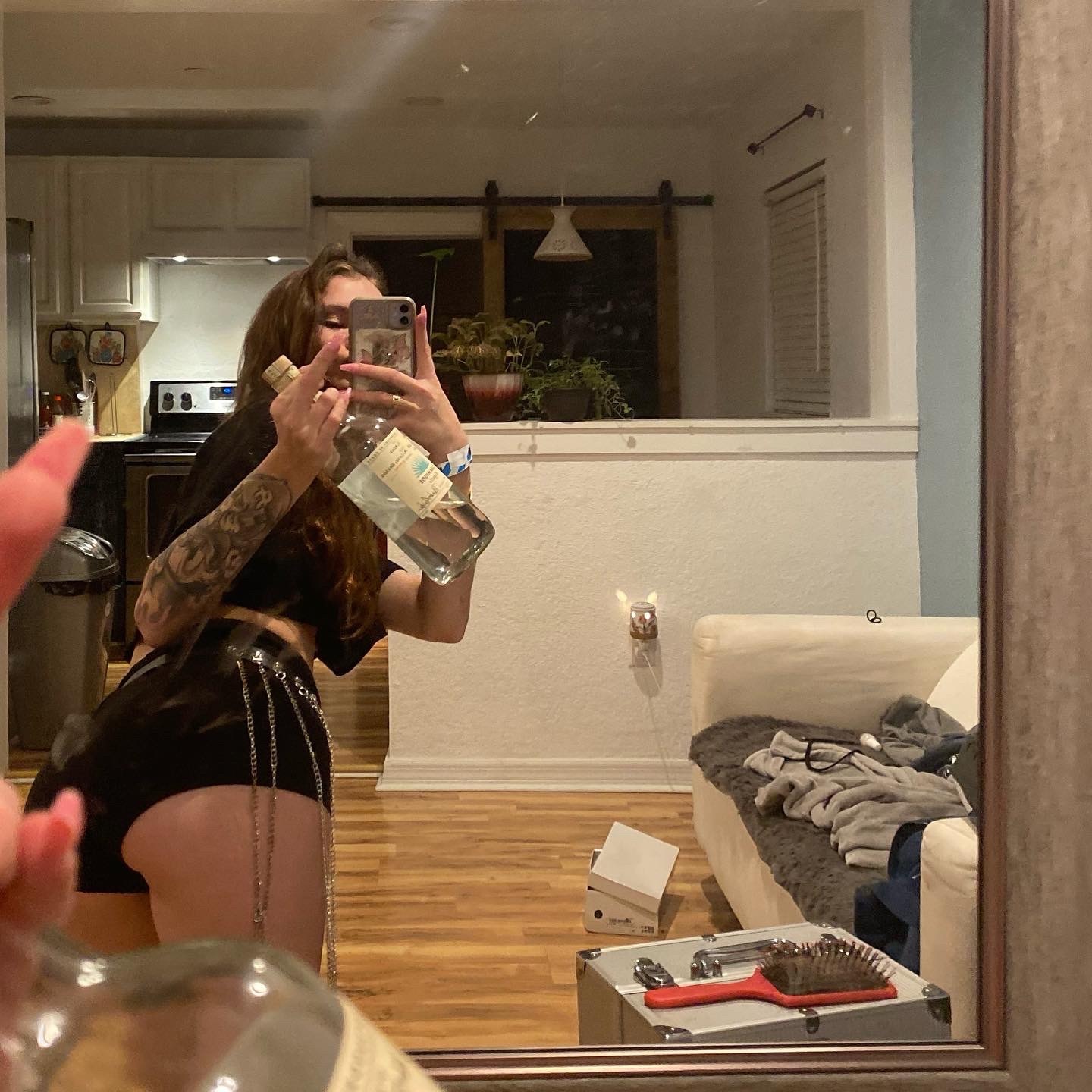 Nikki OnlyFans header