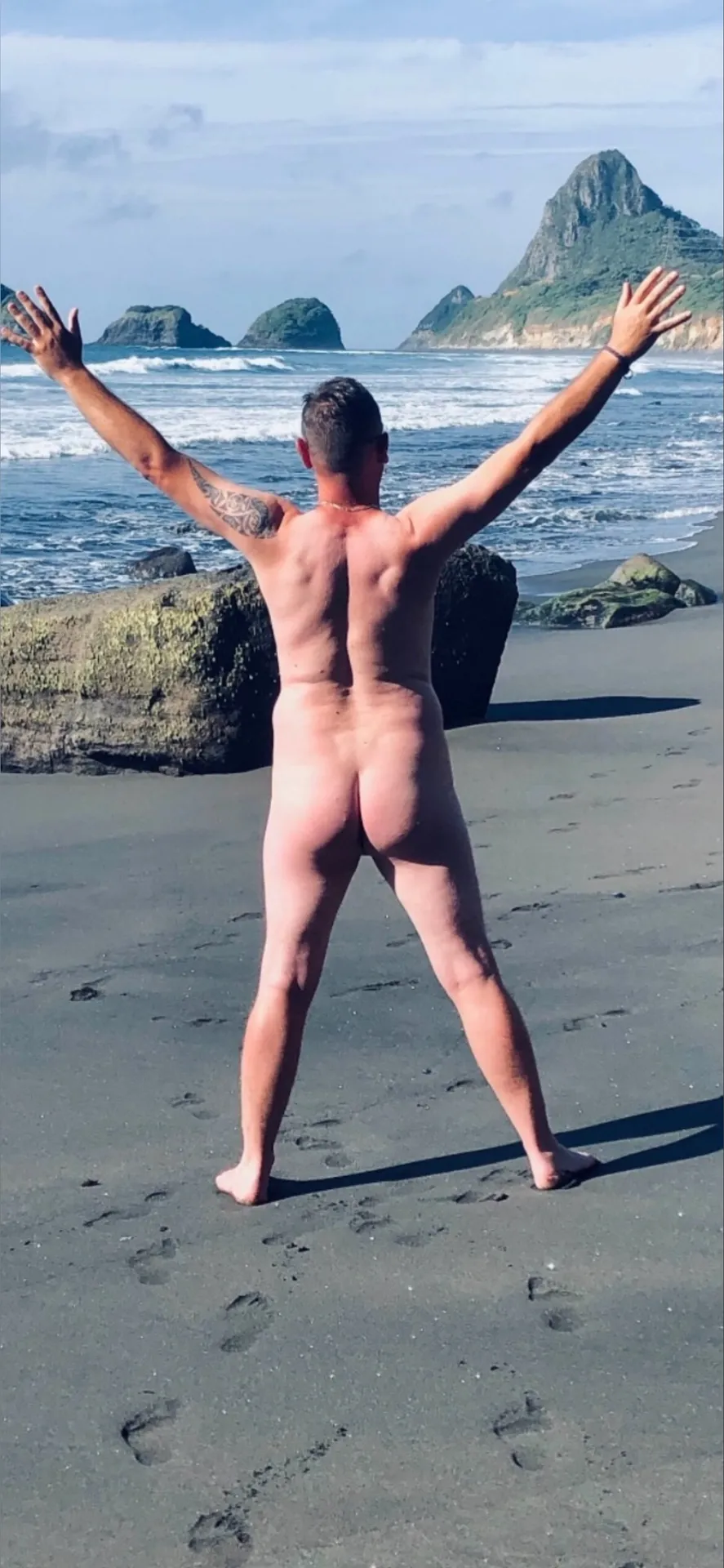 Just me and my brat ⛓️‍💥🖤💜