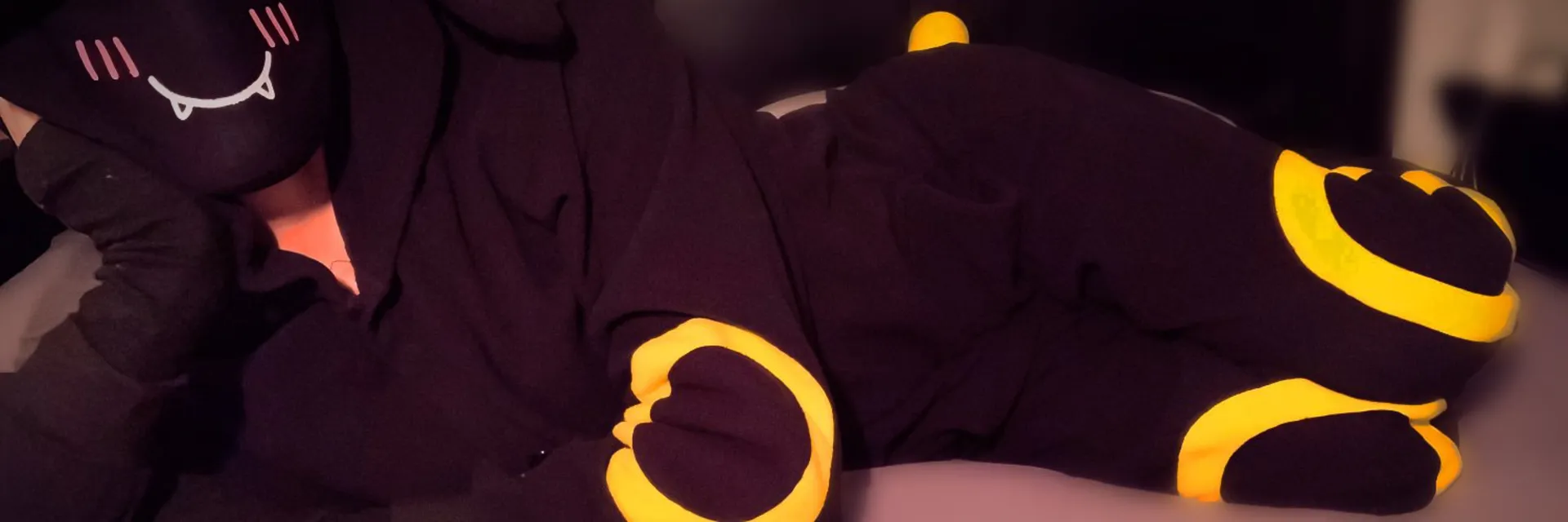 Foxie OnlyFans header