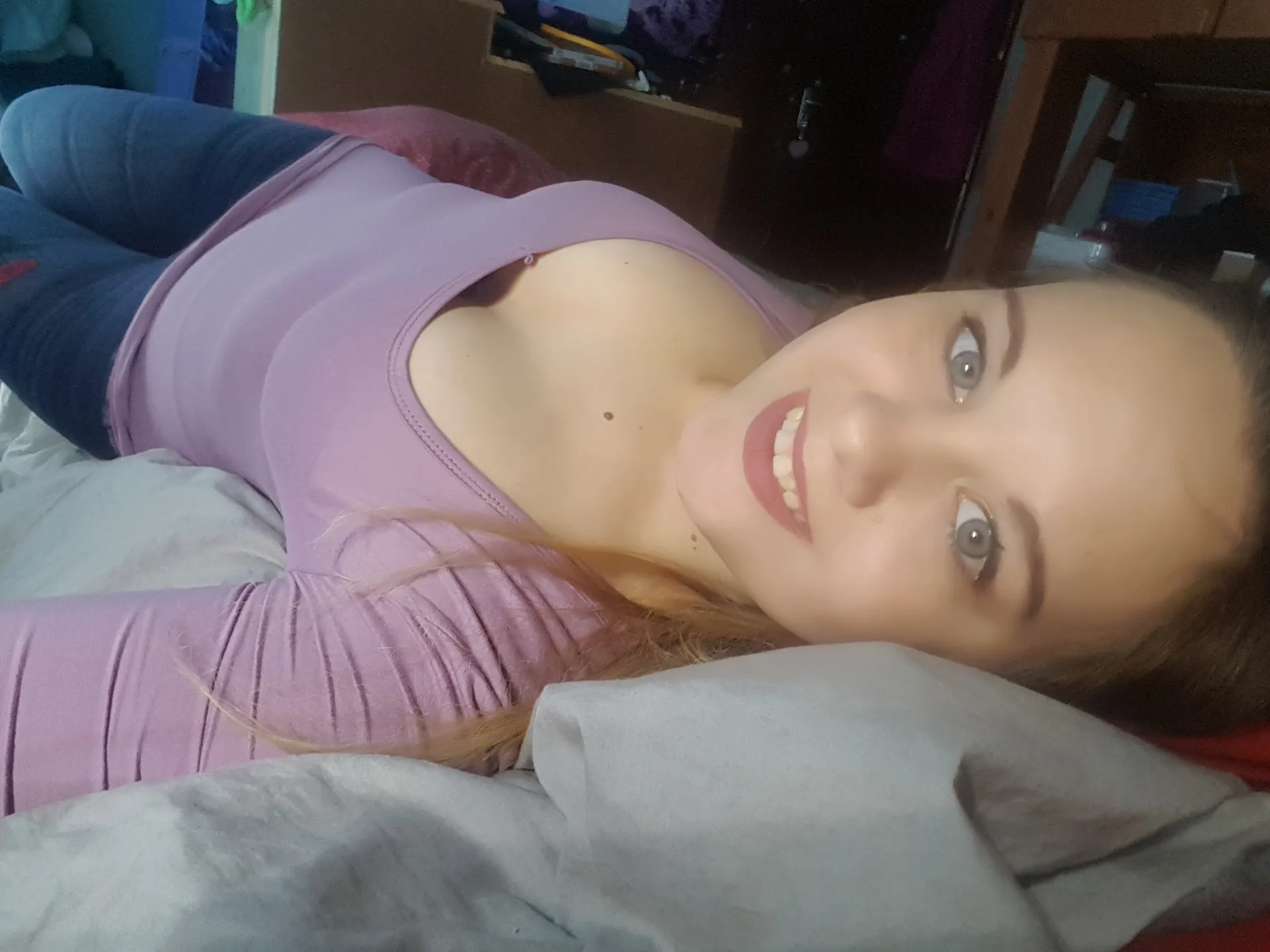 Foxxi OnlyFans header