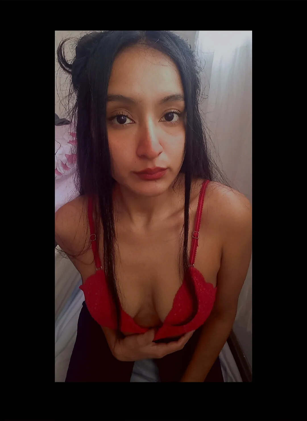 🤍🦊  Pretty bush 🥰