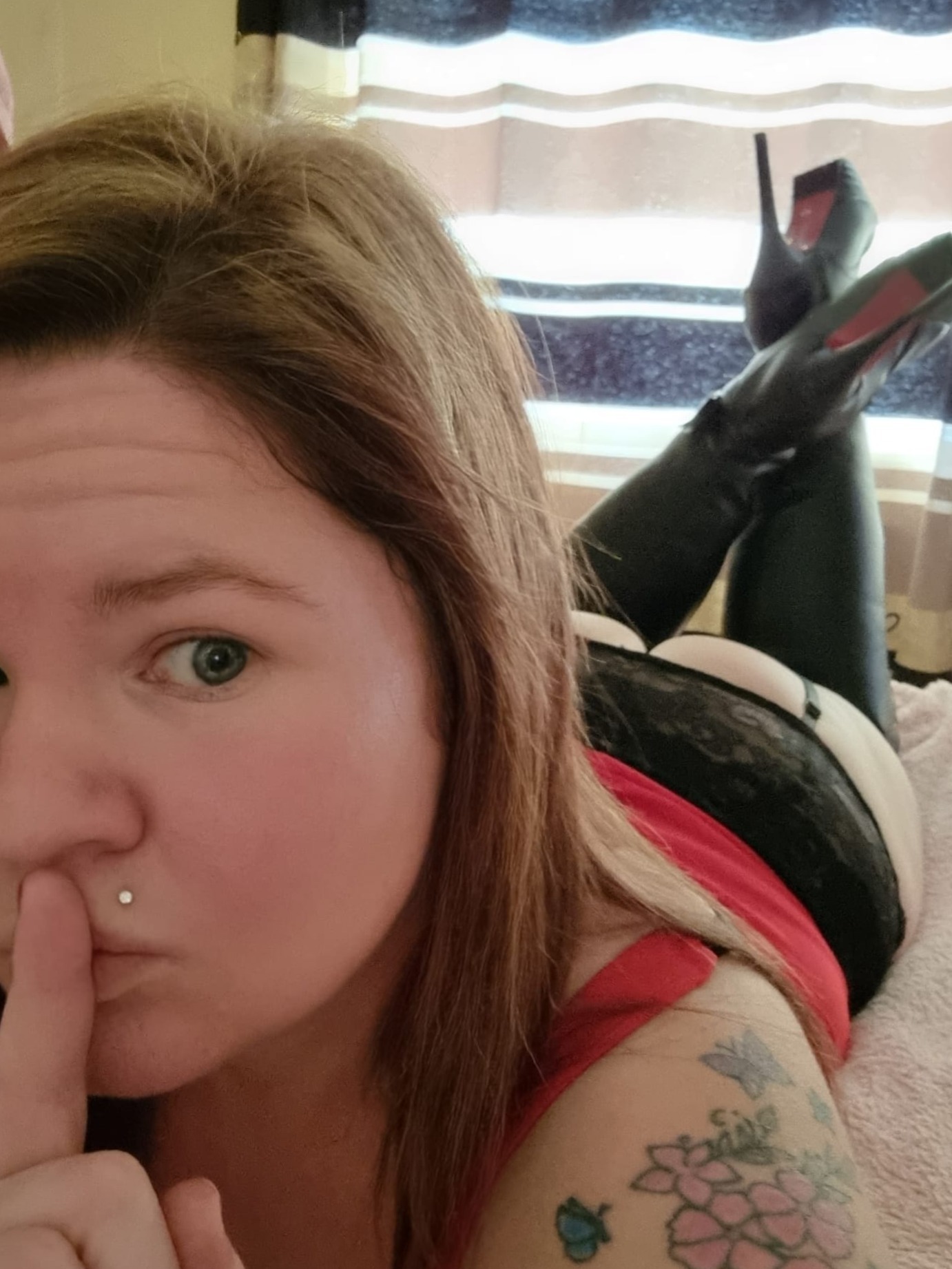 PoshBird OnlyFans header