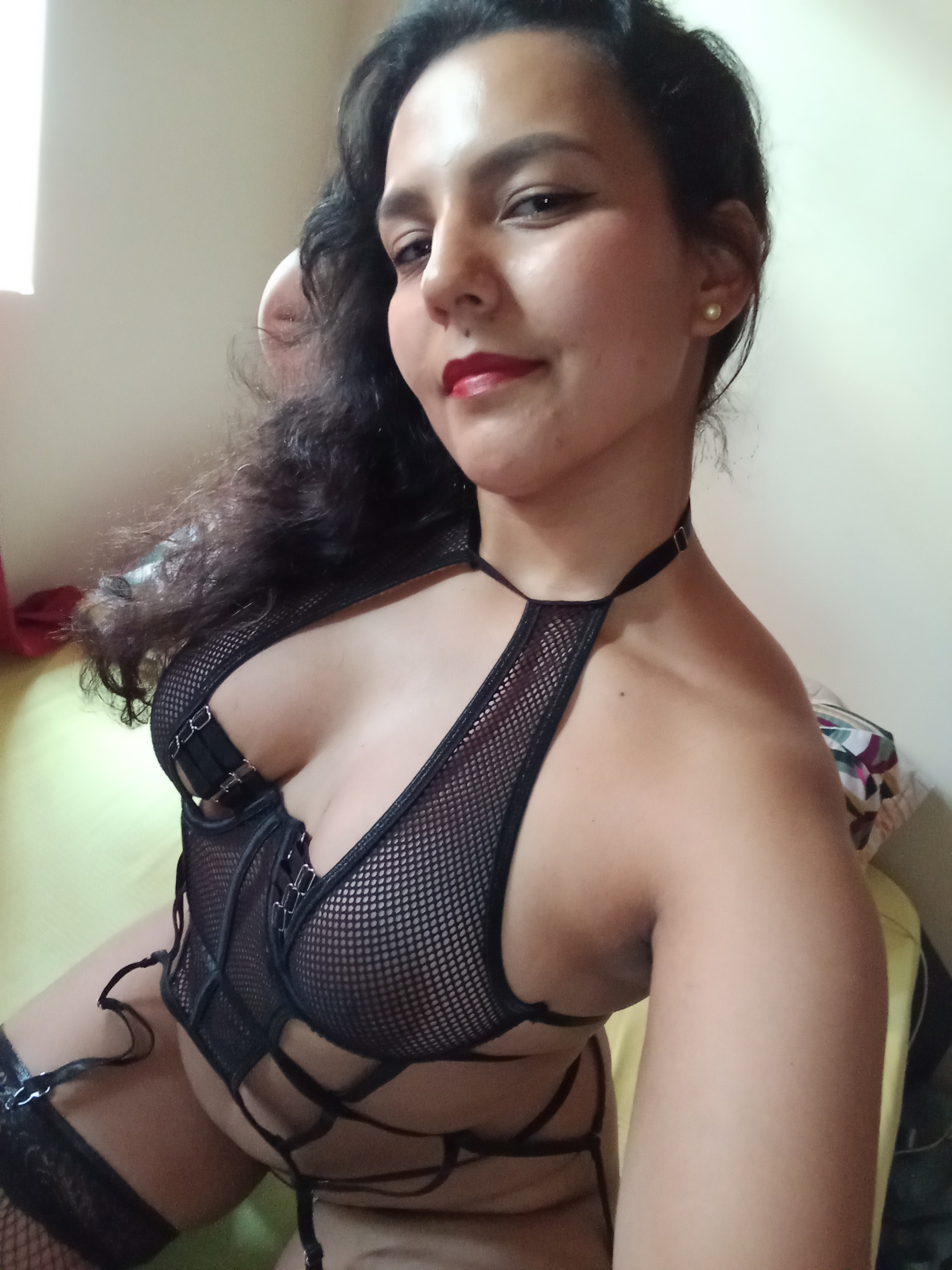Hot Latin Foxy Sophia 🔥💋 OnlyFans