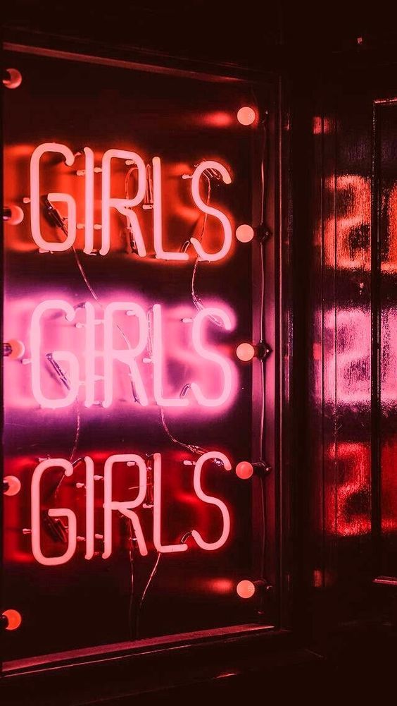 E Lisiecka OnlyFans header