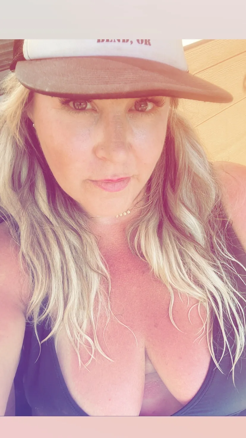 Lynn OnlyFans header