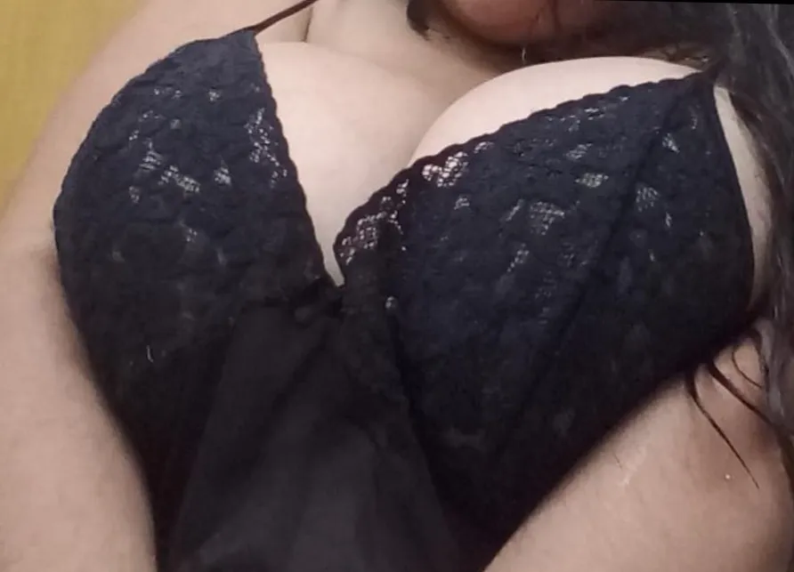 Roxanne OnlyFans header