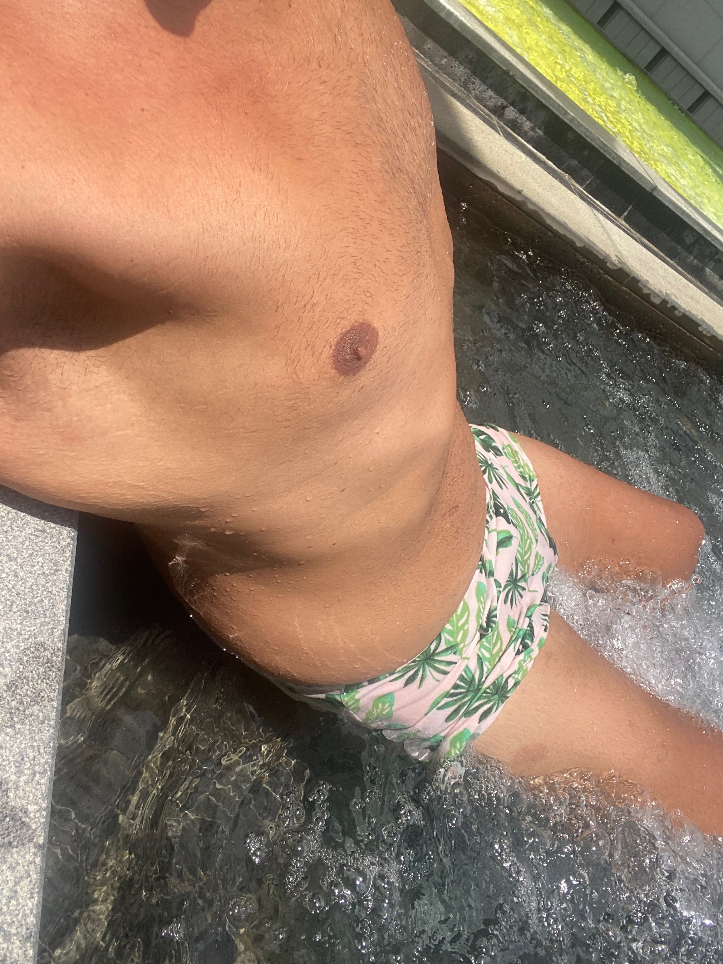 Fozziebarefree OnlyFans