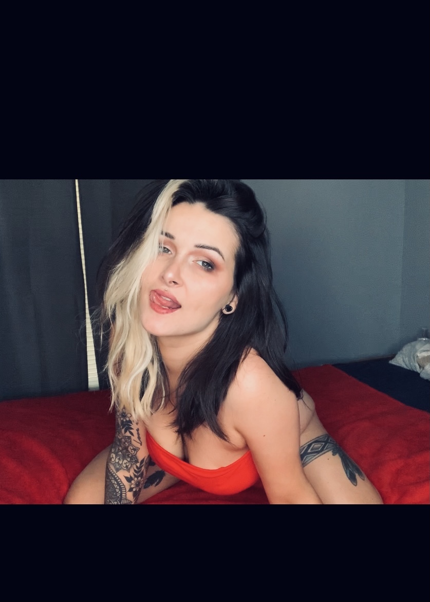 Frankie Rush OnlyFans header