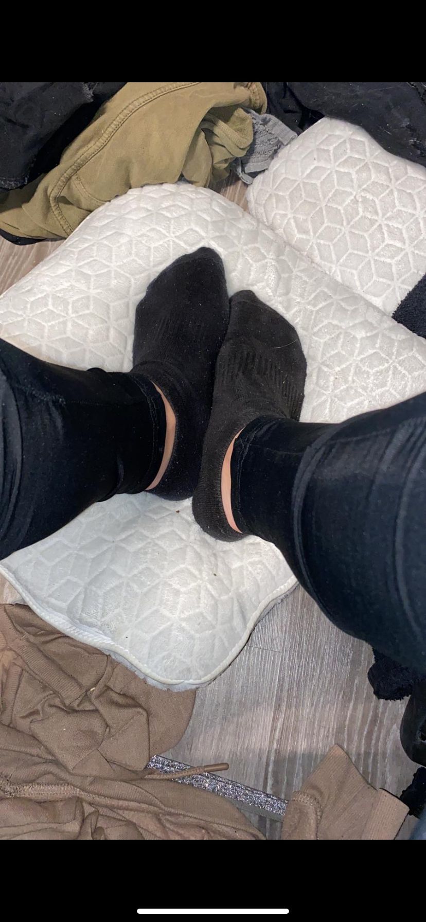 Feets and Socks OnlyFans header