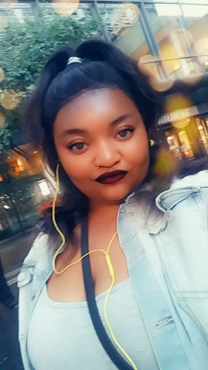 Beautiful Ari OnlyFans header