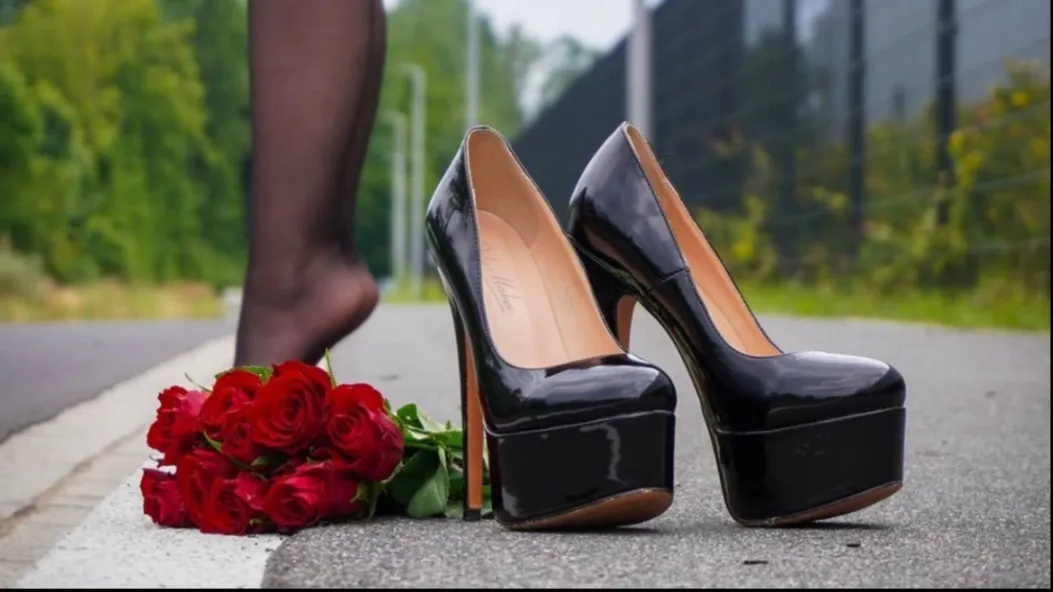 Besas Los Pies OnlyFans header