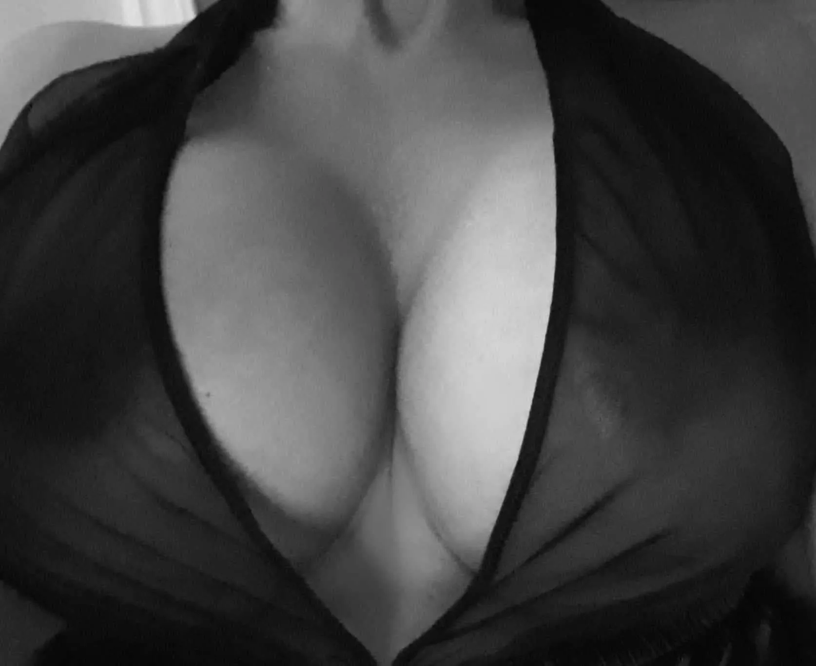 Frida Night OnlyFans header