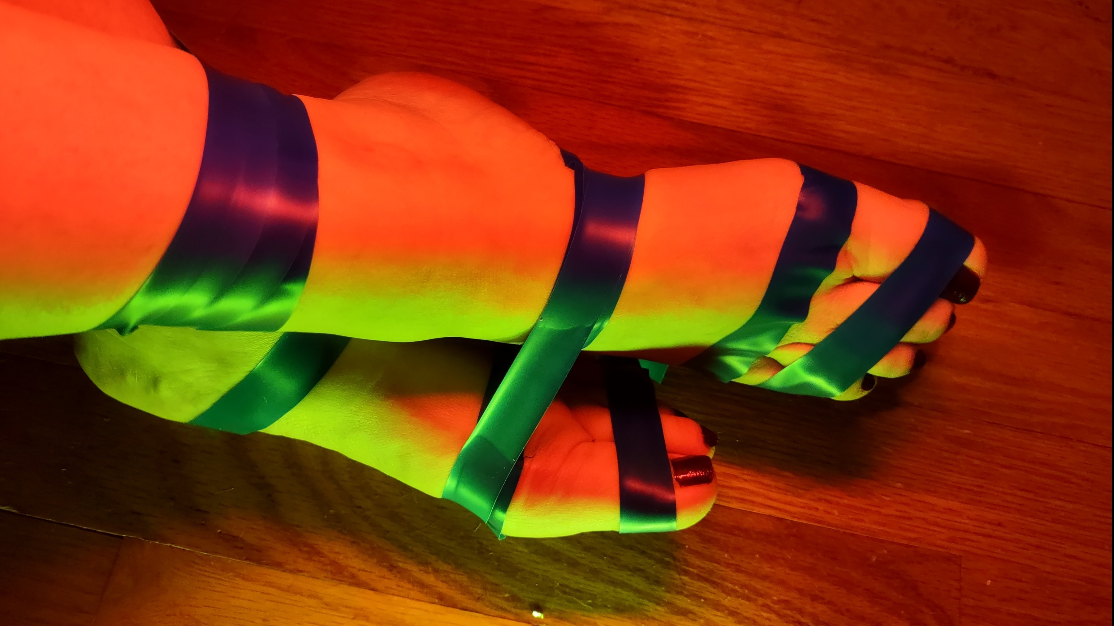 Friskytootsies OnlyFans header