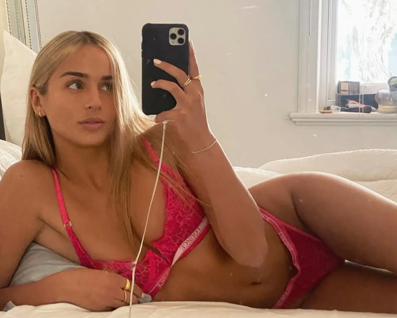 Gabby Lou OnlyFans header