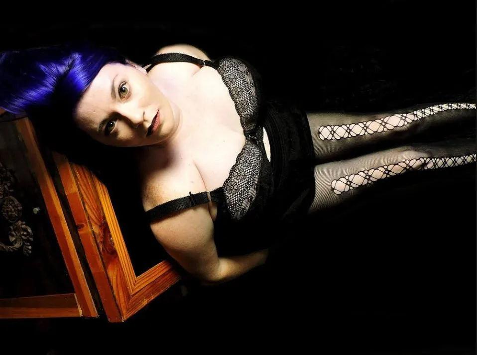 Geekylittlesub OnlyFans header