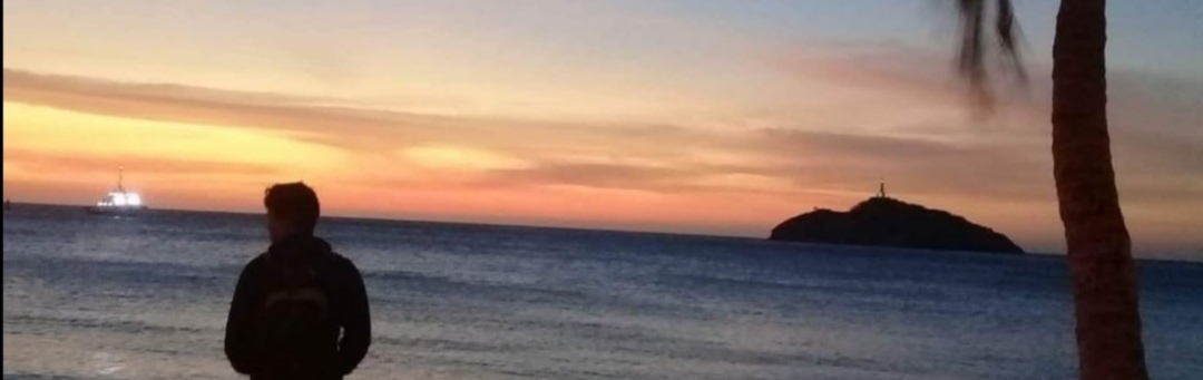 Geky OnlyFans header