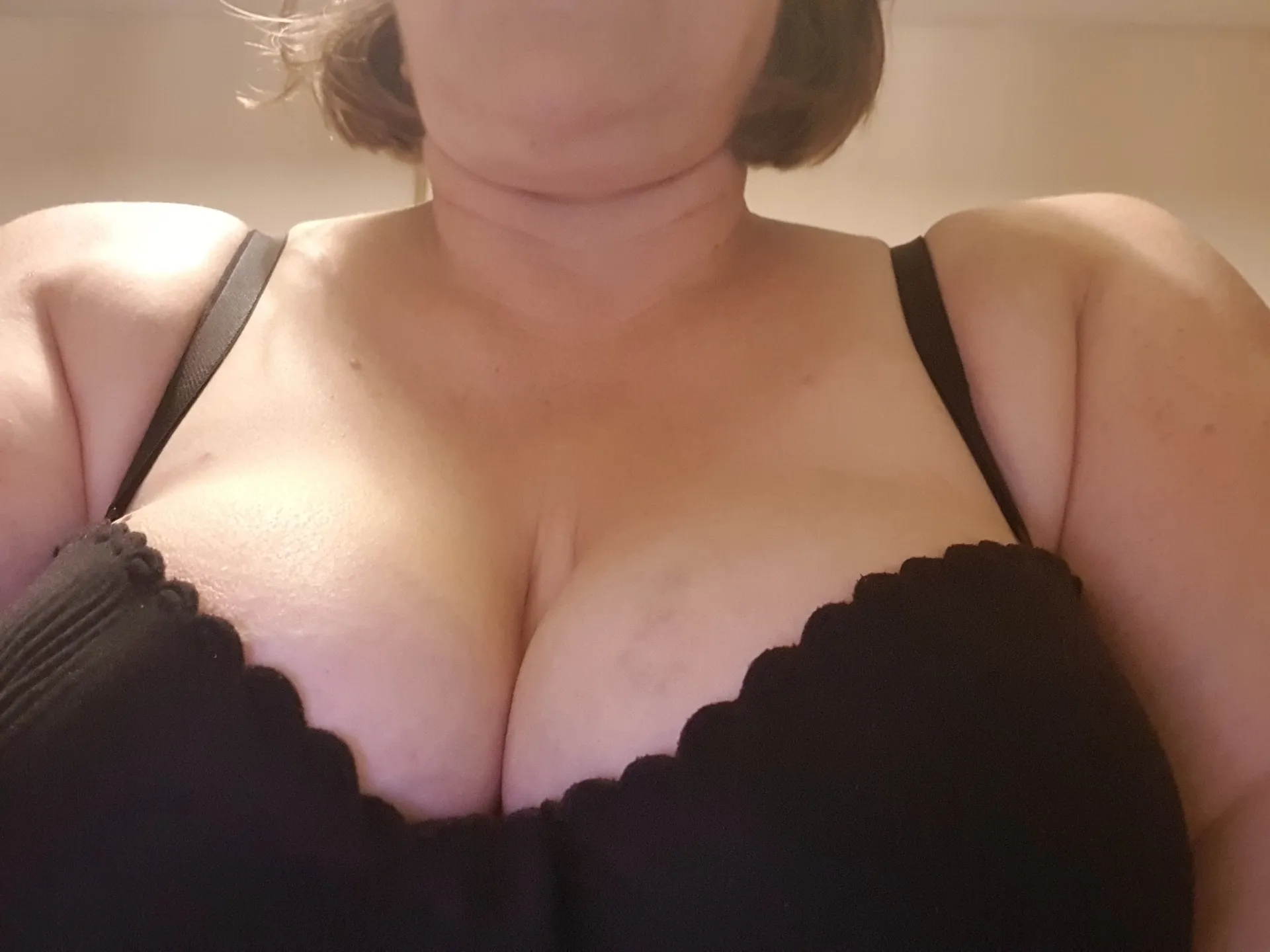 Gemma h OnlyFans header