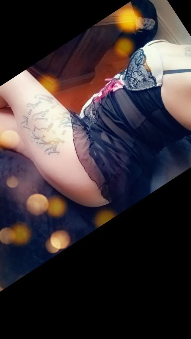 Leigh OnlyFans header