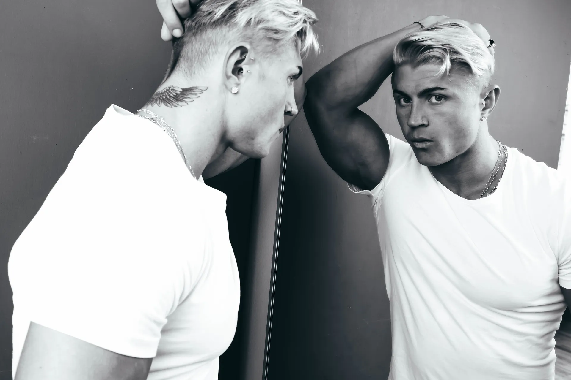 Genri Teivald OnlyFans header