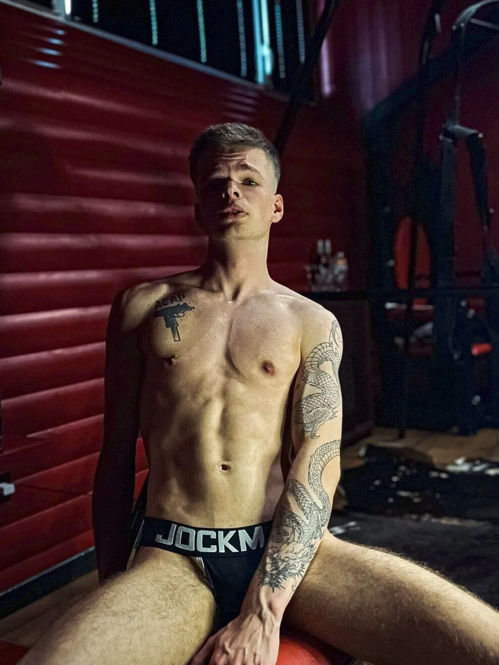 Gentle Mikey 🐰🥵