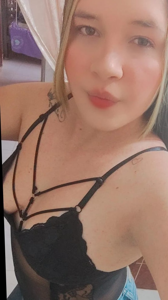 Geraldine cardona OnlyFans header