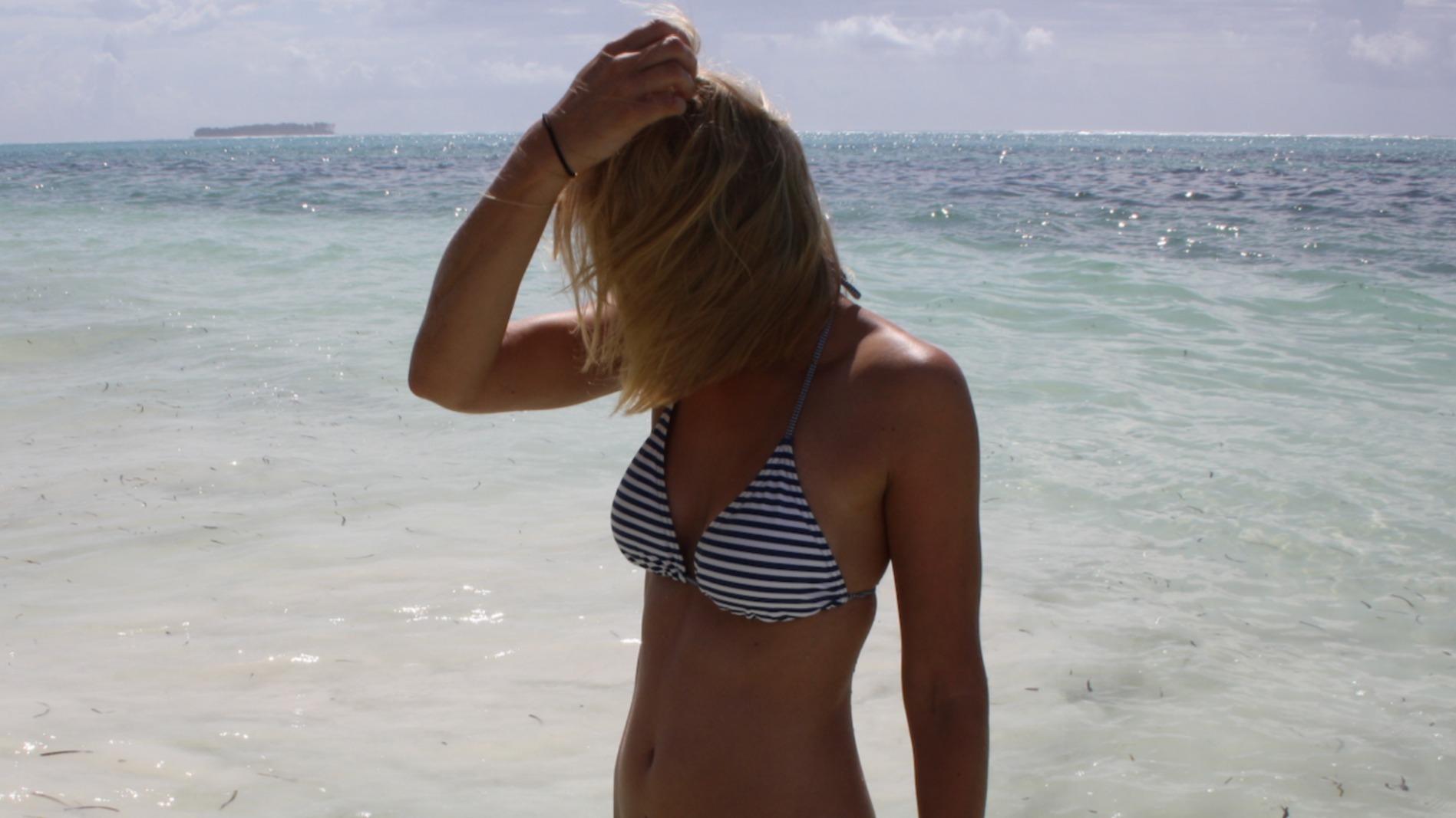 Leni OnlyFans header