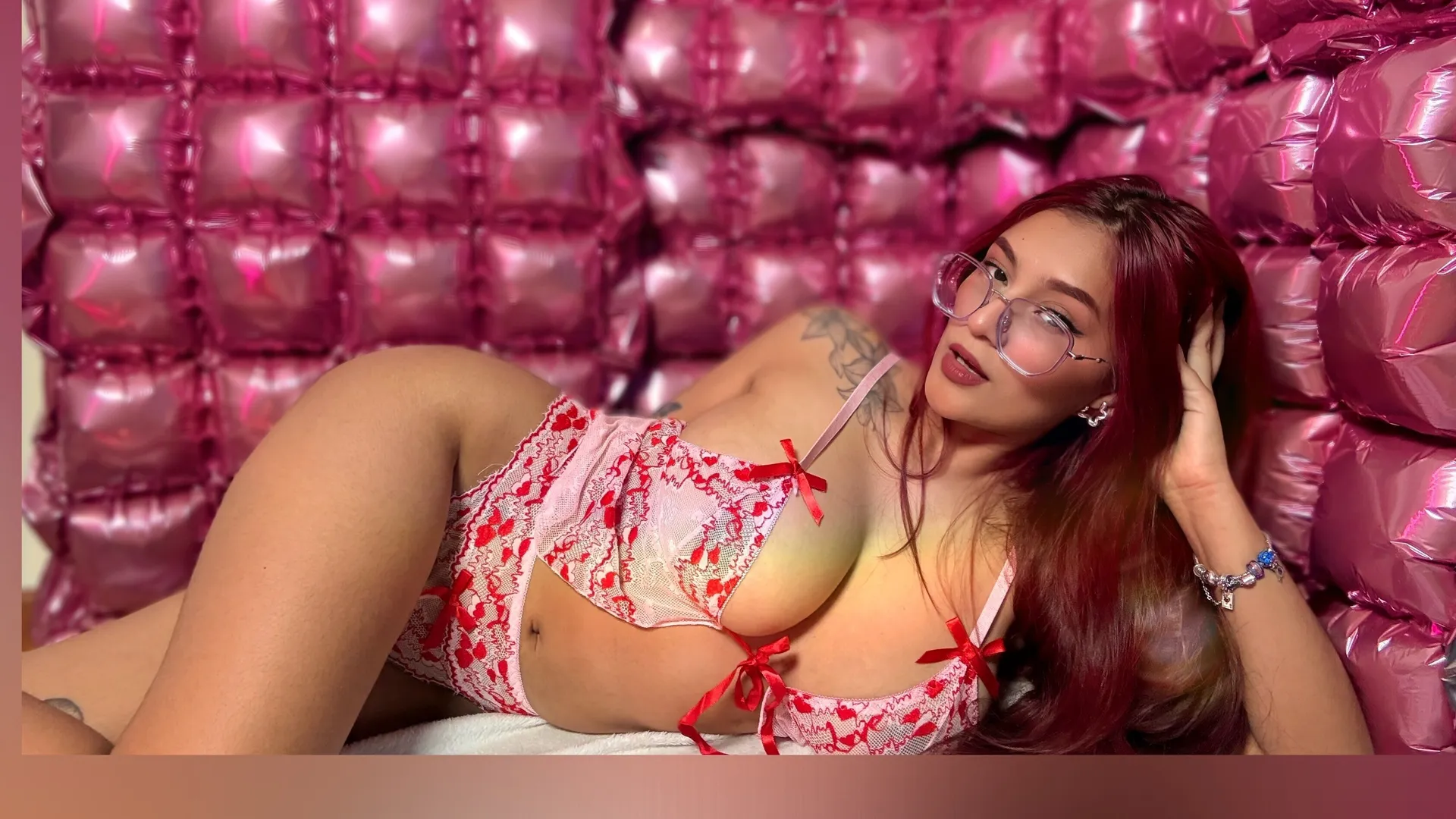 𝑩𝒖𝒔𝒕𝒚 𝑴𝒐𝒍𝒍𝒚 𝑩𝒐𝒐𝒑 🍒 OnlyFans header