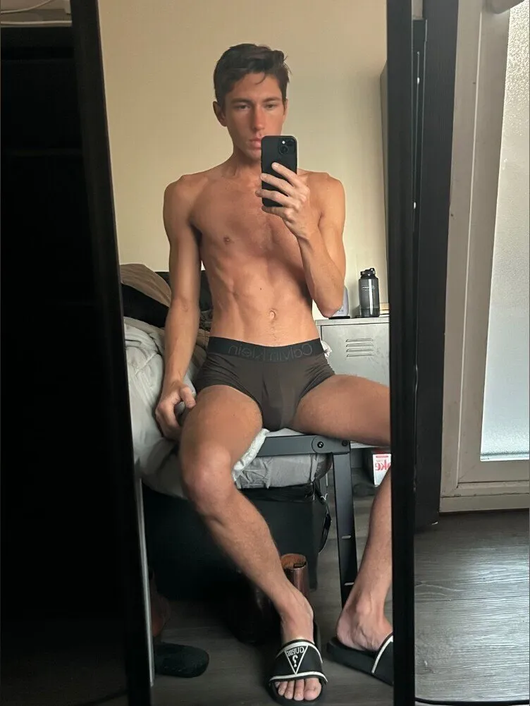 Hot broke twink OnlyFans header