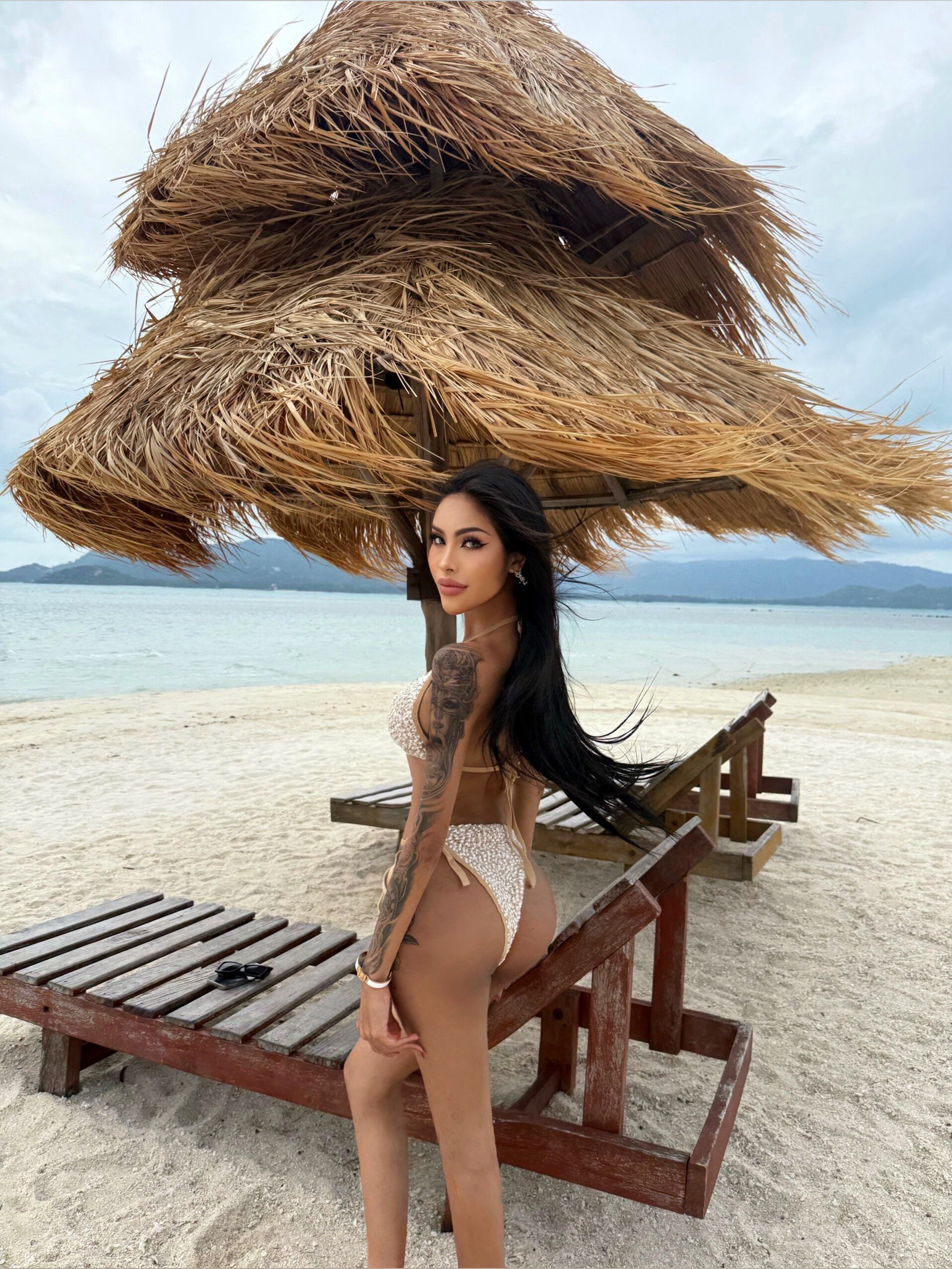 Olivia (toy cat) OnlyFans header