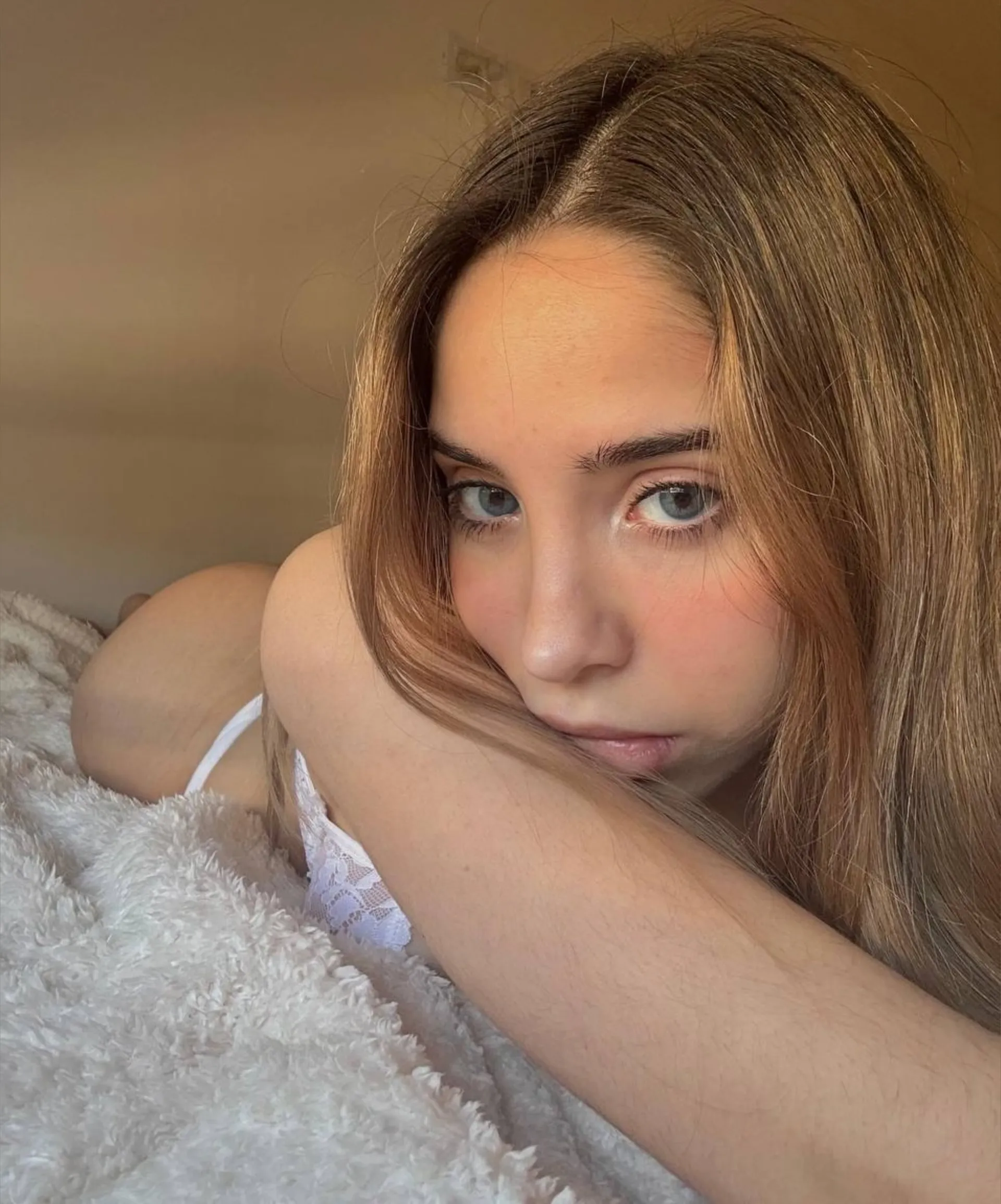 ella ‪‪🫶 OnlyFans header