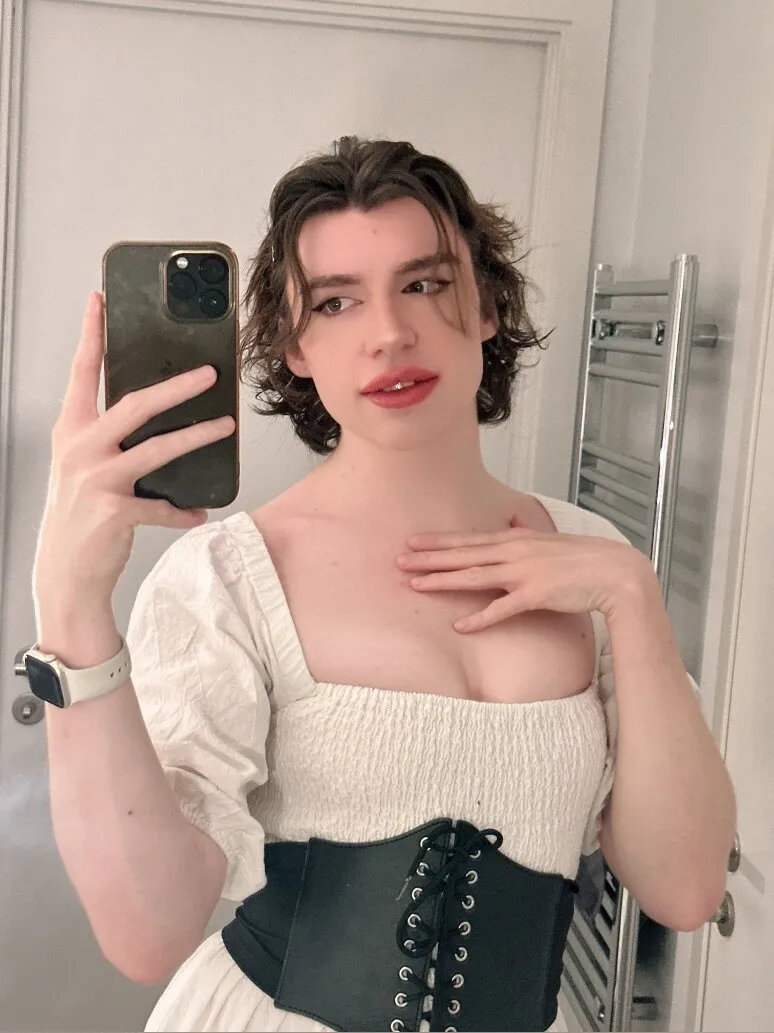 Izzy🏳️‍⚧️