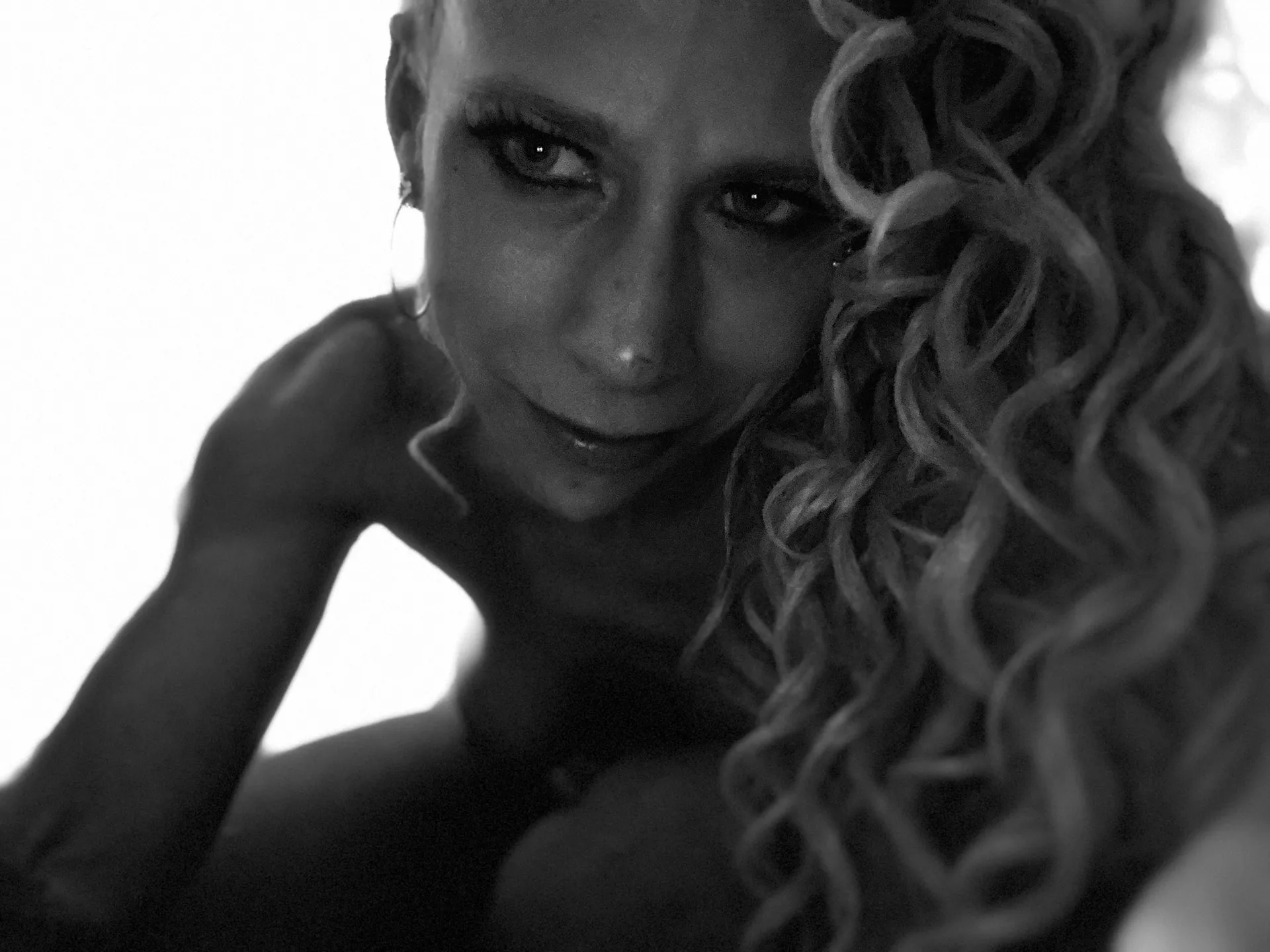 JeZeBeL sWaLlOwZ OnlyFans header