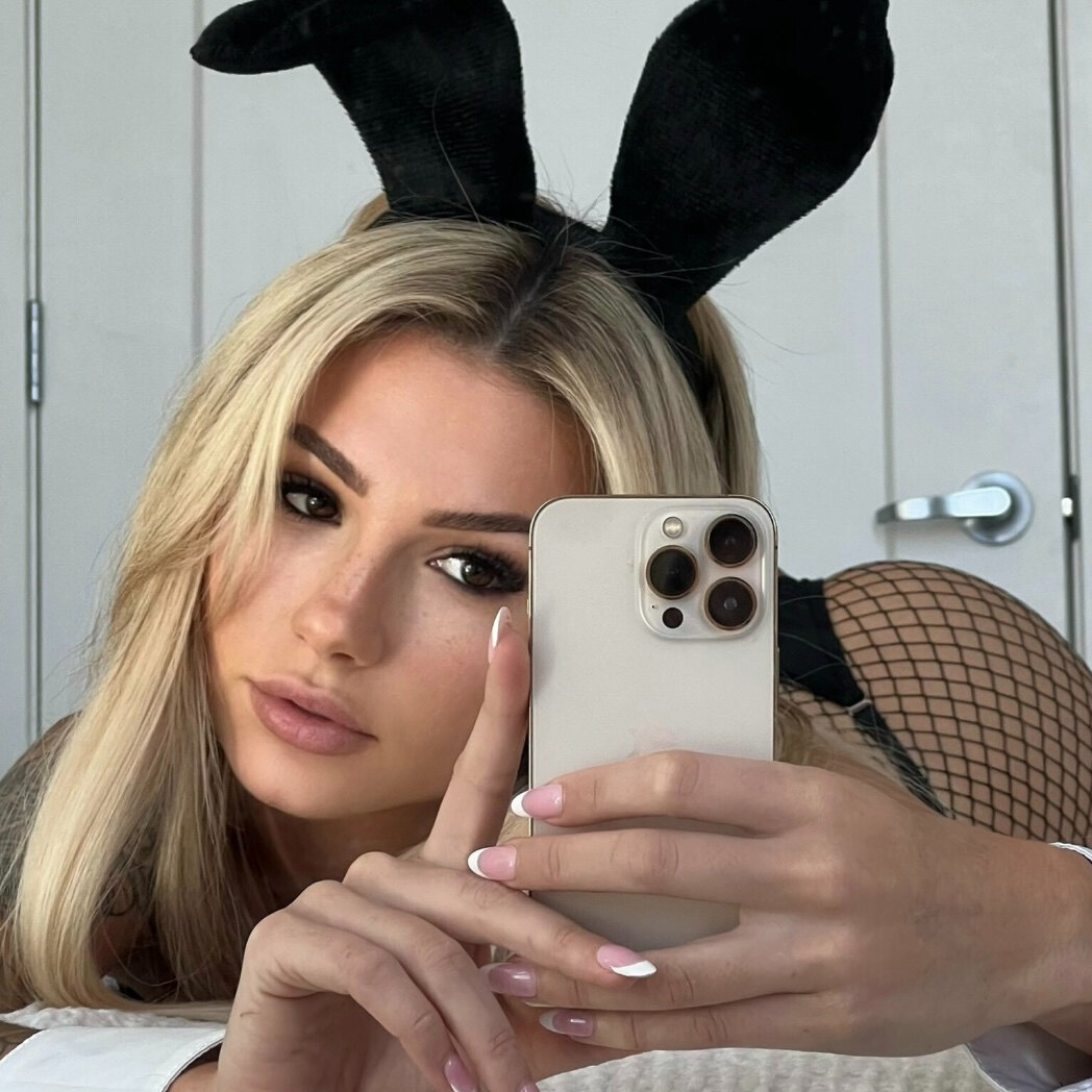 Julie Ambrose 🌹 OnlyFans