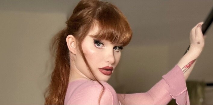 Julie 🏳️‍⚧️ OnlyFans header