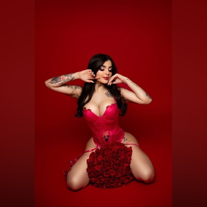 Karely Ruiz OnlyFans header