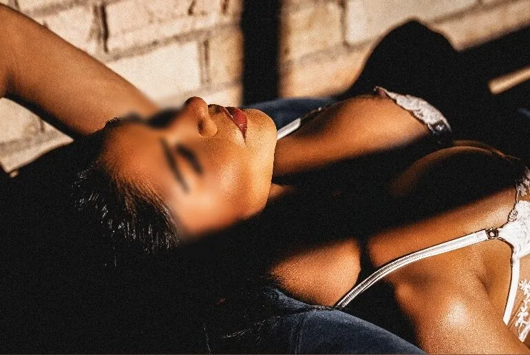 Katalina Marís OnlyFans header