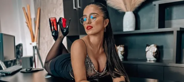 LaraBaker OnlyFans header