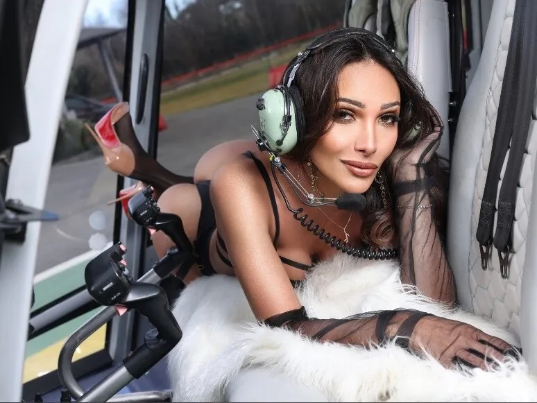 laurak24 OnlyFans header