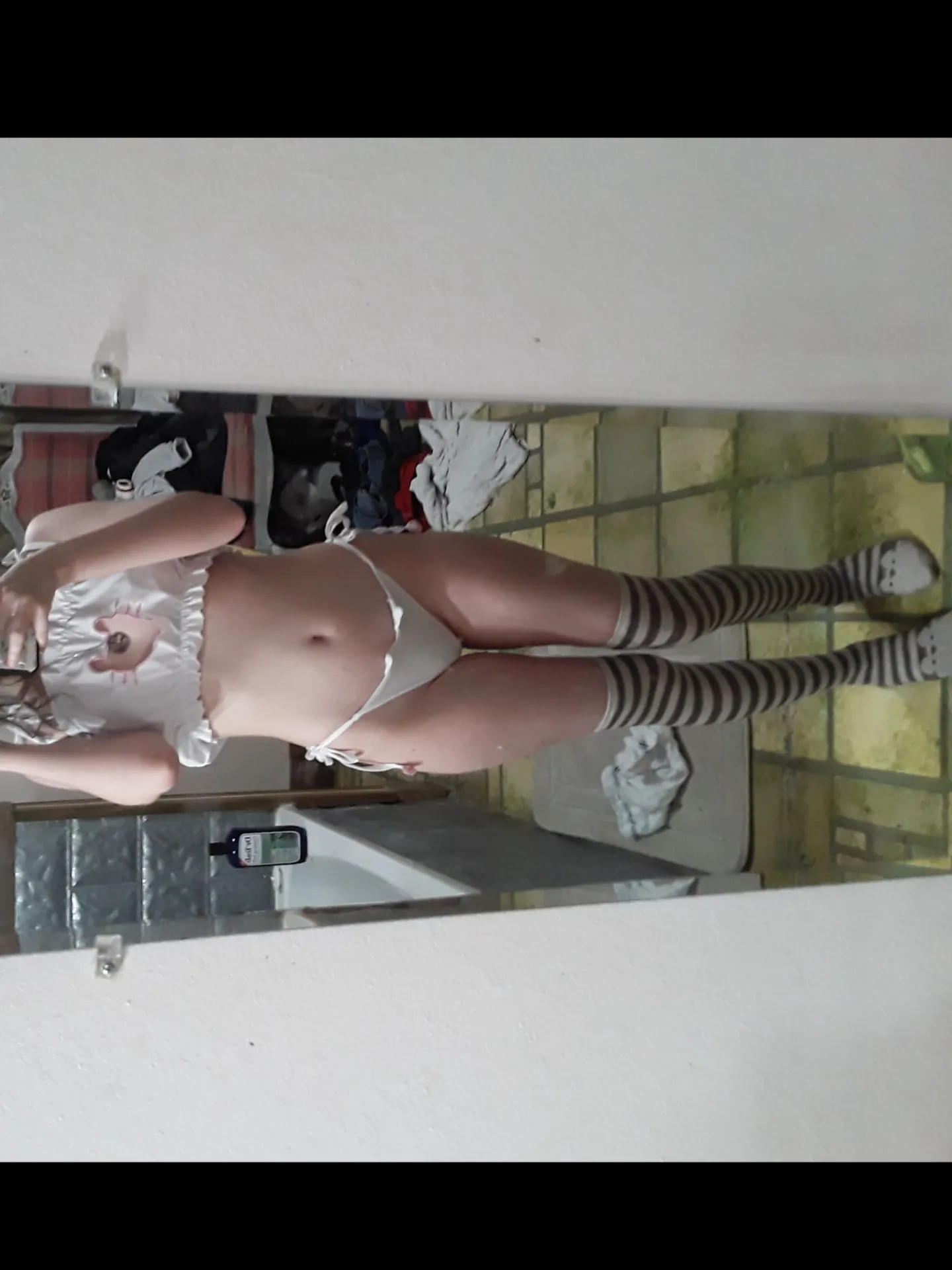 Lazy Peach OnlyFans header