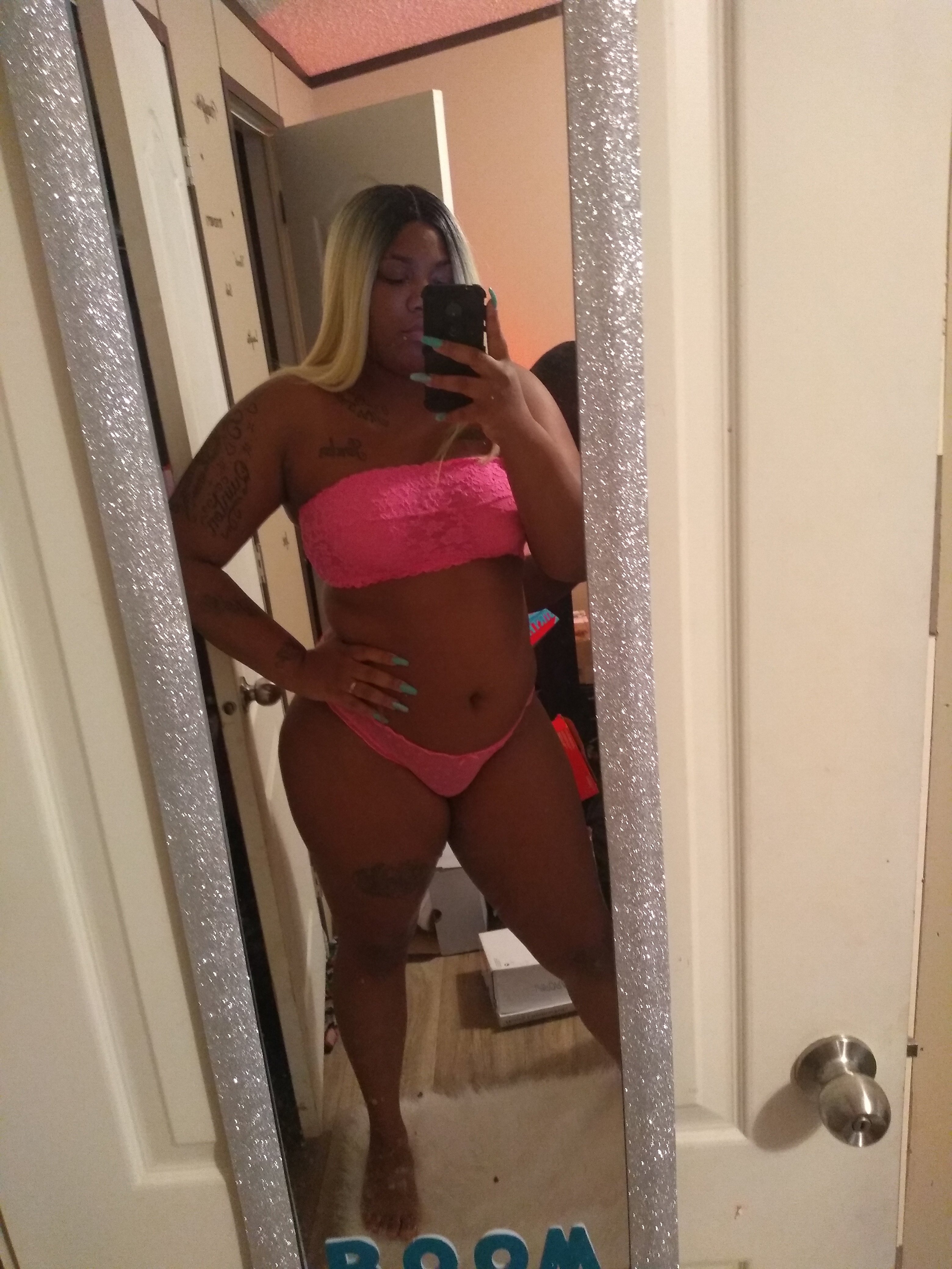 Ebonyhotwife OnlyFans