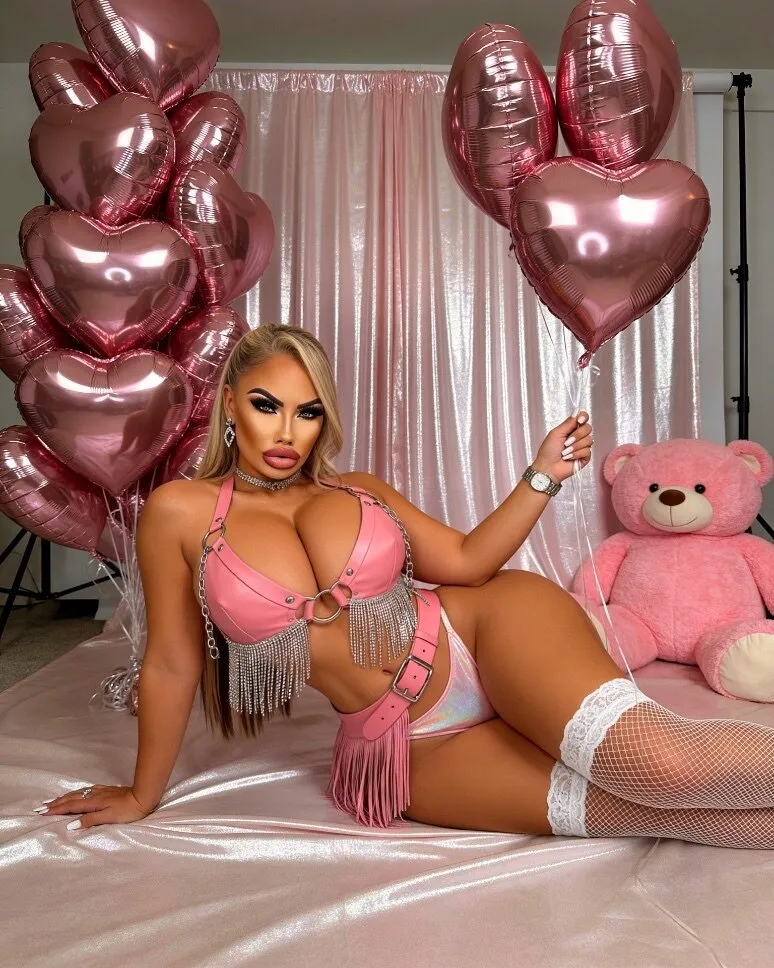 Lexi Doll 🩷❤️