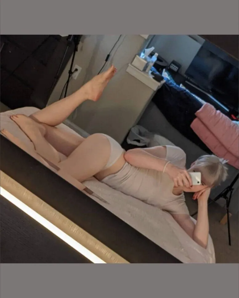 Lianna Lawson OnlyFans header