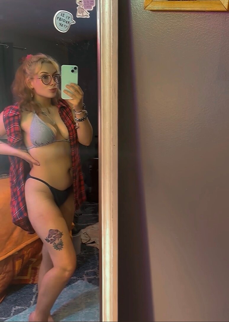 𝑩𝒂𝒃𝒚𝒈𝒊𝒓𝒍 💋🪭 OnlyFans