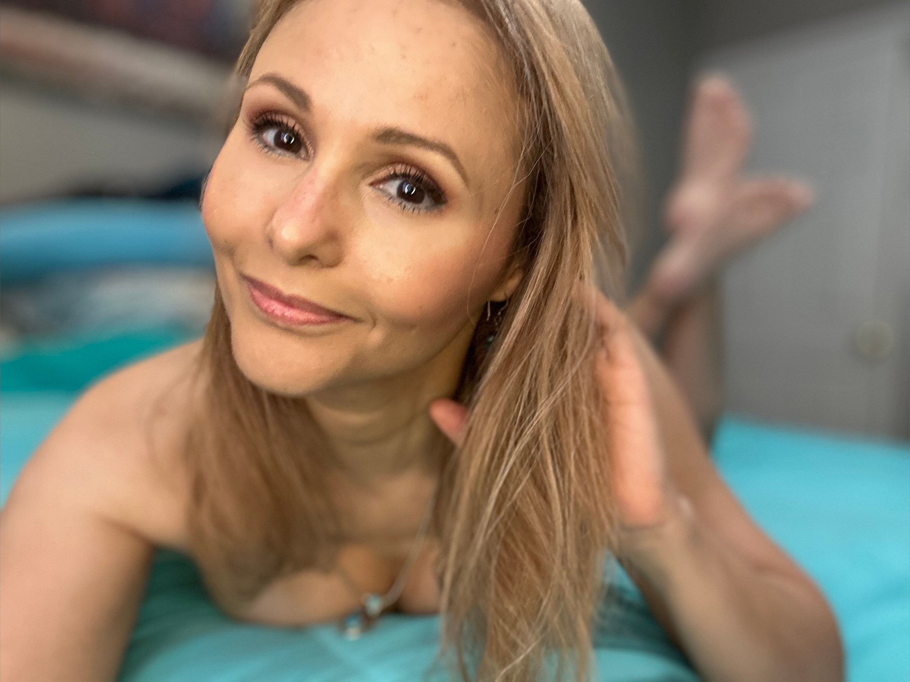 Liz LaPoint OnlyFans