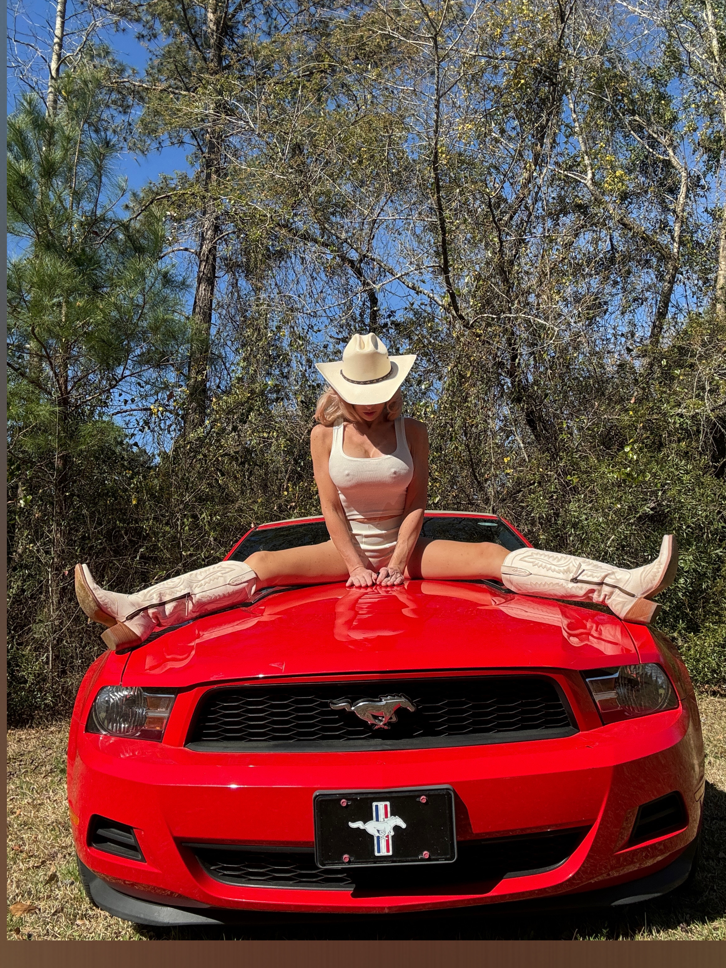 Lorelei Finds OnlyFans header