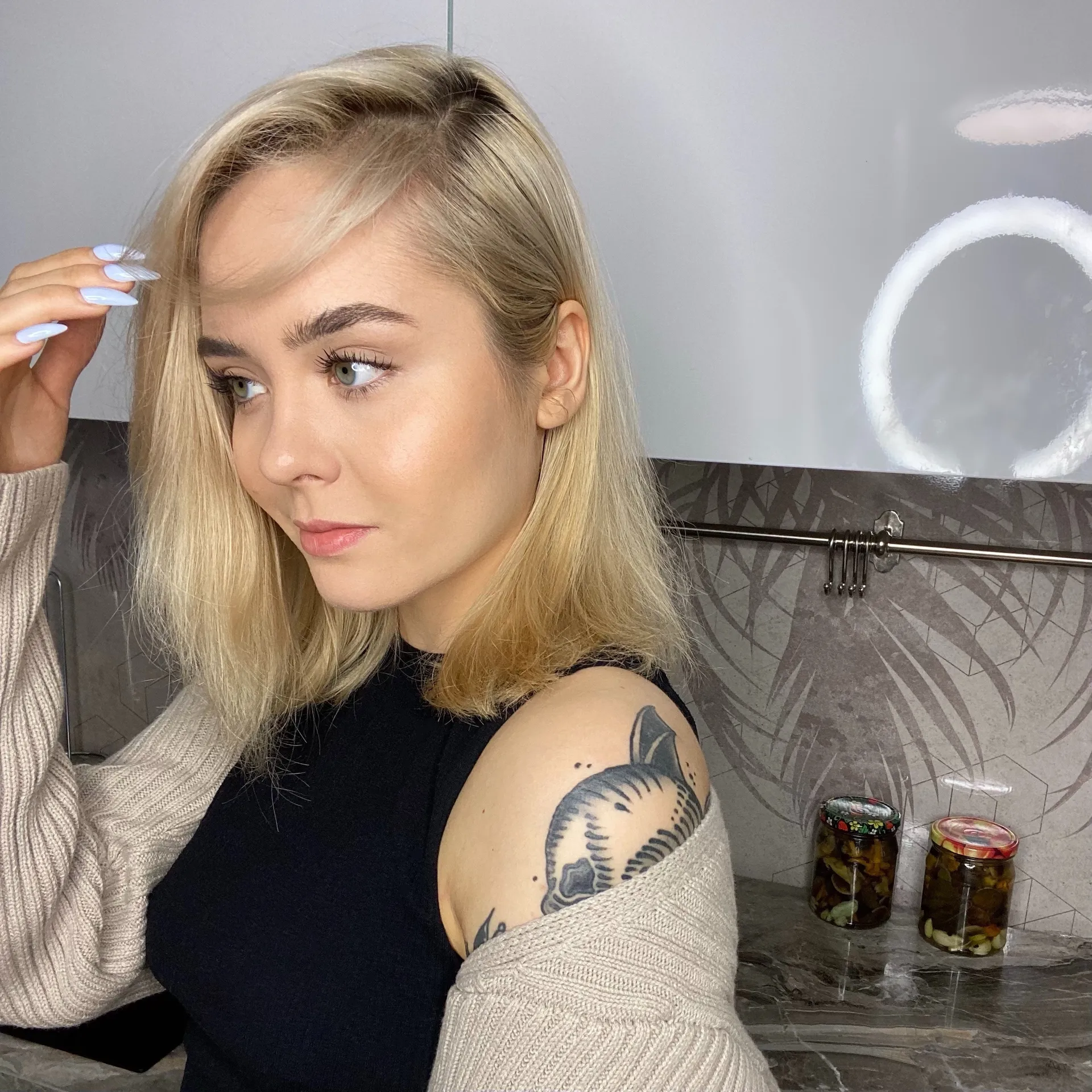 Vivi Love OnlyFans header